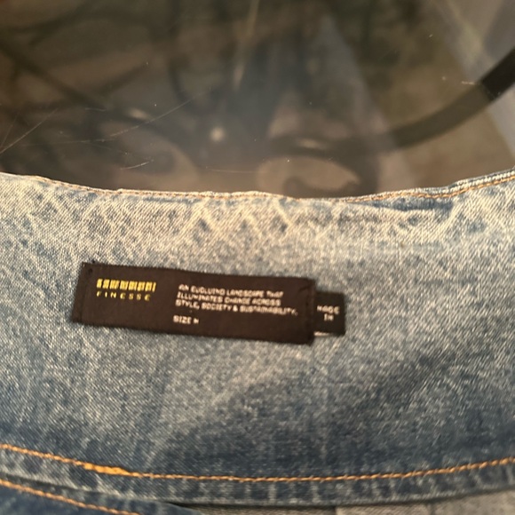 Finesse Denim Skirt - Picture 4 of 8